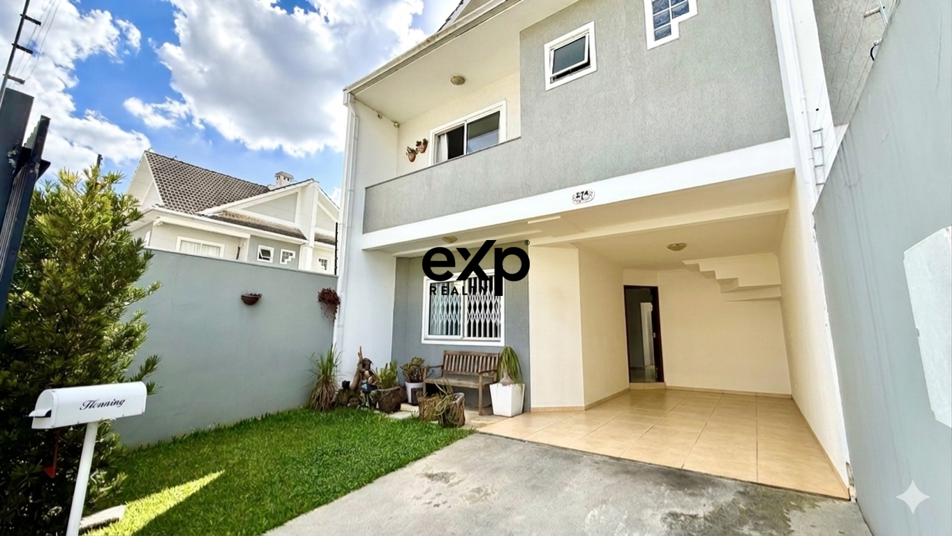 Sobrado à venda em Curitiba, Rua Isac de Oliveira 274 Uberaba Curitiba 81570-090, 160 m²