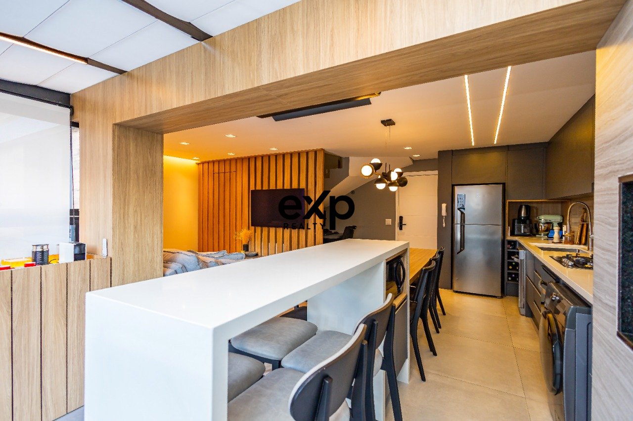 Apartamento mobiliado, 2 suítes, 2 vagas, Vila Izabel , Curitiba