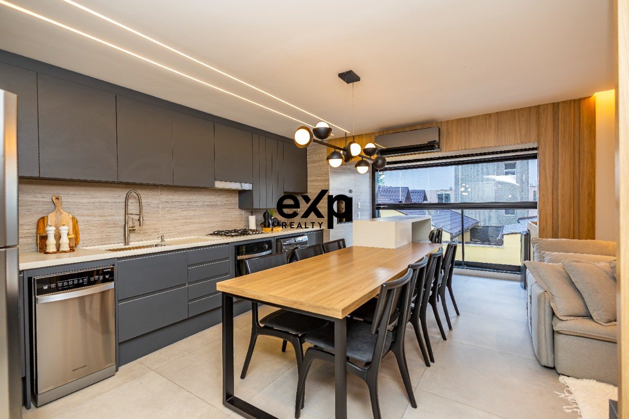 Apartamento mobiliado, 2 suítes, 2 vagas, Vila Izabel , Curitiba