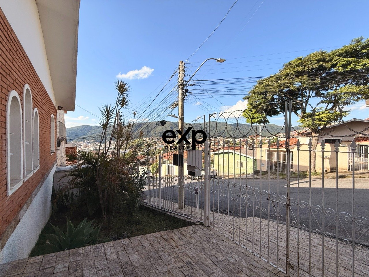 Casa à venda em Poços de Caldas, Marechal Castelo Branco 930 Jardim São Paulo Poços de Caldas 37704-000, 172 m²