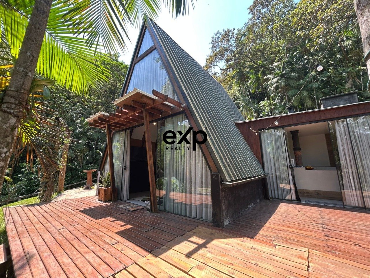 Hotel/Pousada à venda em Benedito Novo, Carpen Diem Cabanas 1 . Benedito Novo 89124-000, 24000 m²