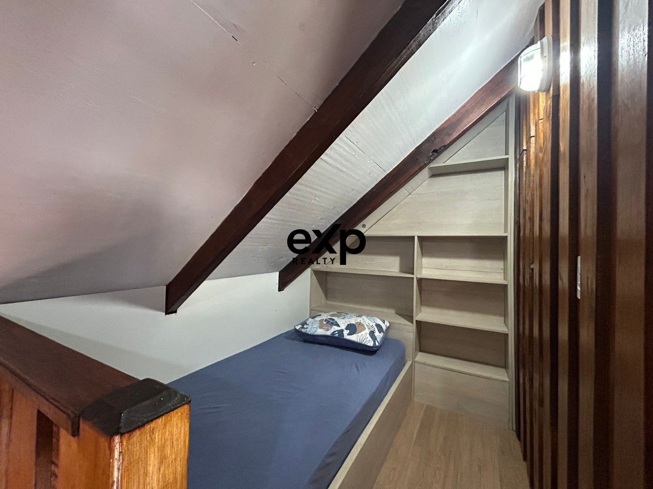 Hotel/Pousada à venda em Benedito Novo, Carpen Diem Cabanas 1 . Benedito Novo 89124-000, 24000 m²
