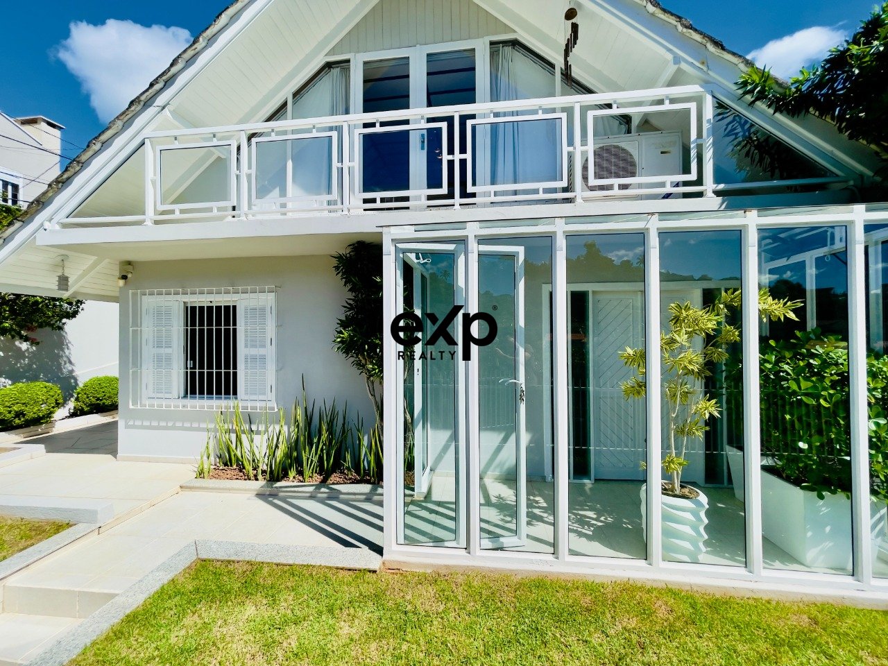 Casa à venda em Blumenau, Goiânia 90 Centro Blumenau 89012-474, 313 m²