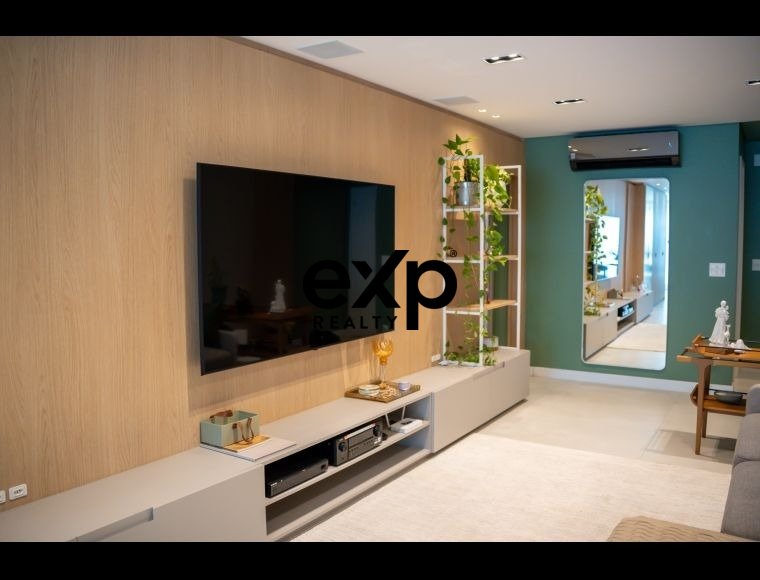 Apartamento à venda em Blumenau, Jaraguá 93 Velha Blumenau 89036-400, 213 m²