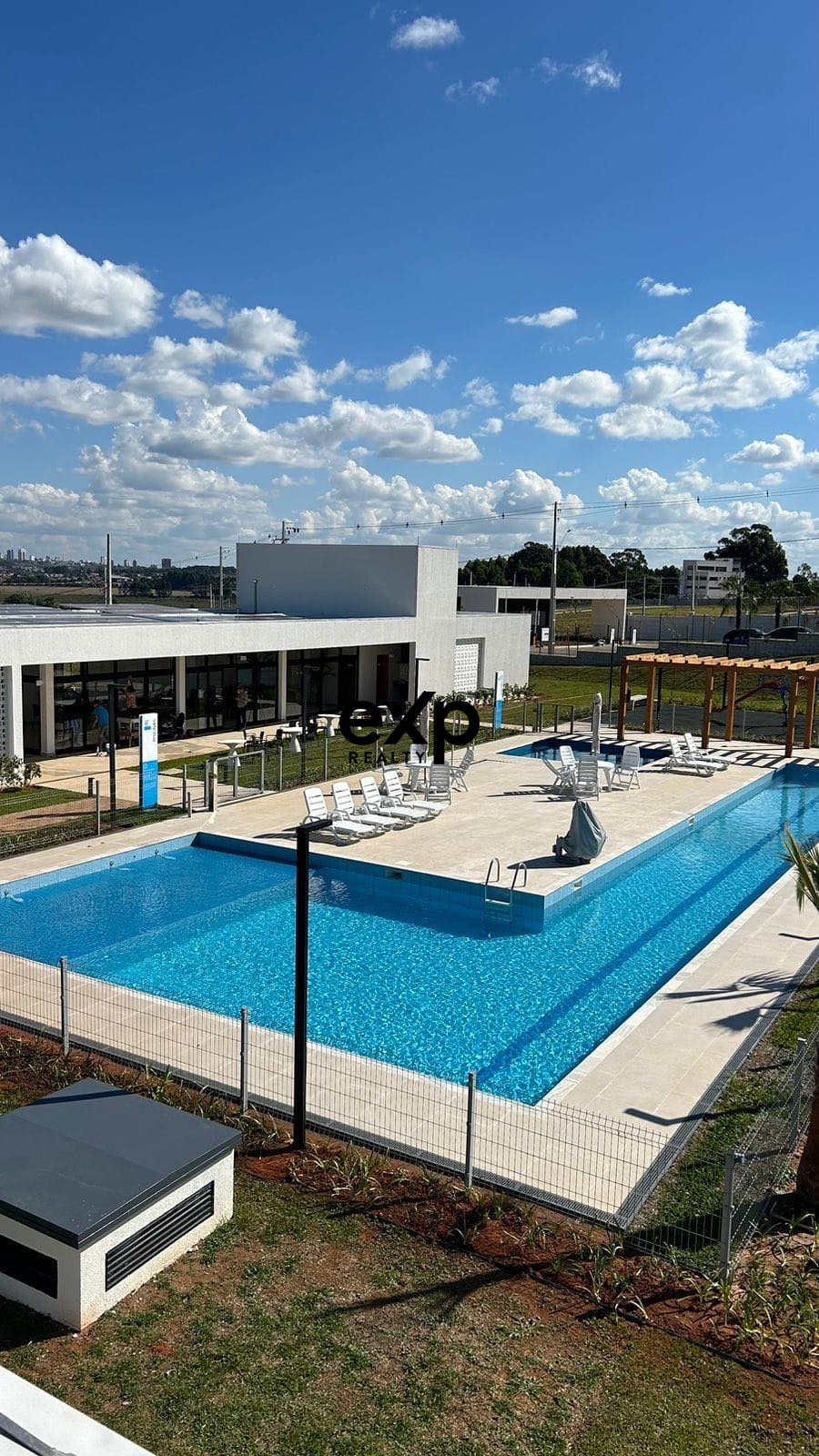 Terreno à venda em Ponta Grossa, Cleia Baptista de Campos Melio 101 Jardim Carvalho Ponta Grossa 84017-328, 220 m²