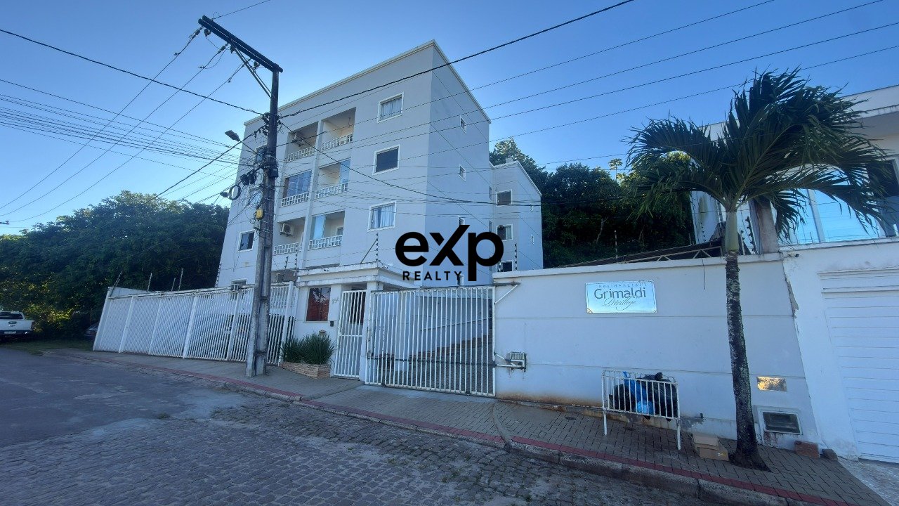 Apartamento à venda em Valença BA- Jardim Grimaldi 2/4 com suite e garagem