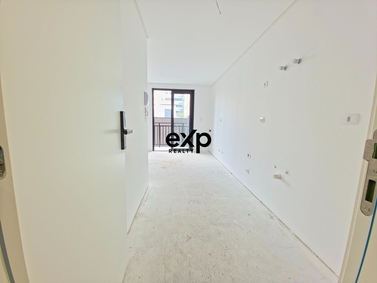 Apartamento à venda em Curitiba, Visconde de Nacar 1050 Centro Curitiba 80410-201, 30 m²