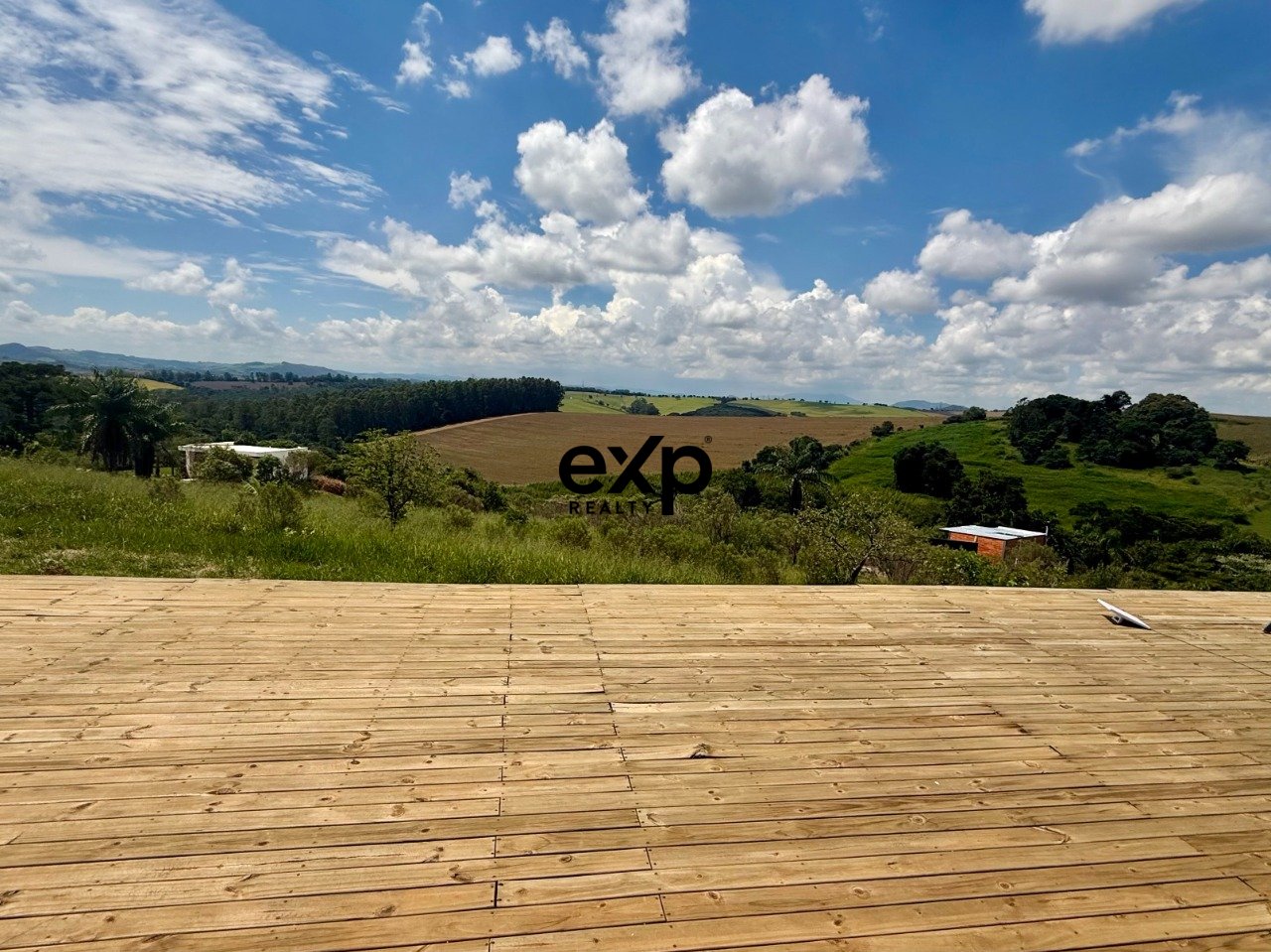 High-standard refuge with active income operation in Bragança Paulista 4