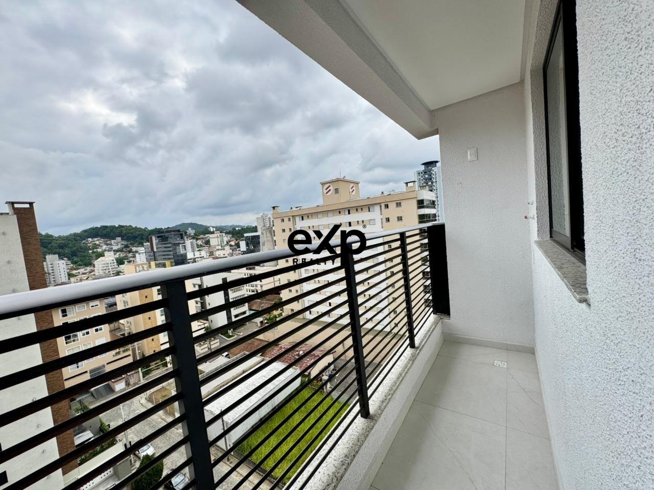 Apartamento 3 suítes à venda no bairro Vila Nova em Blumenau