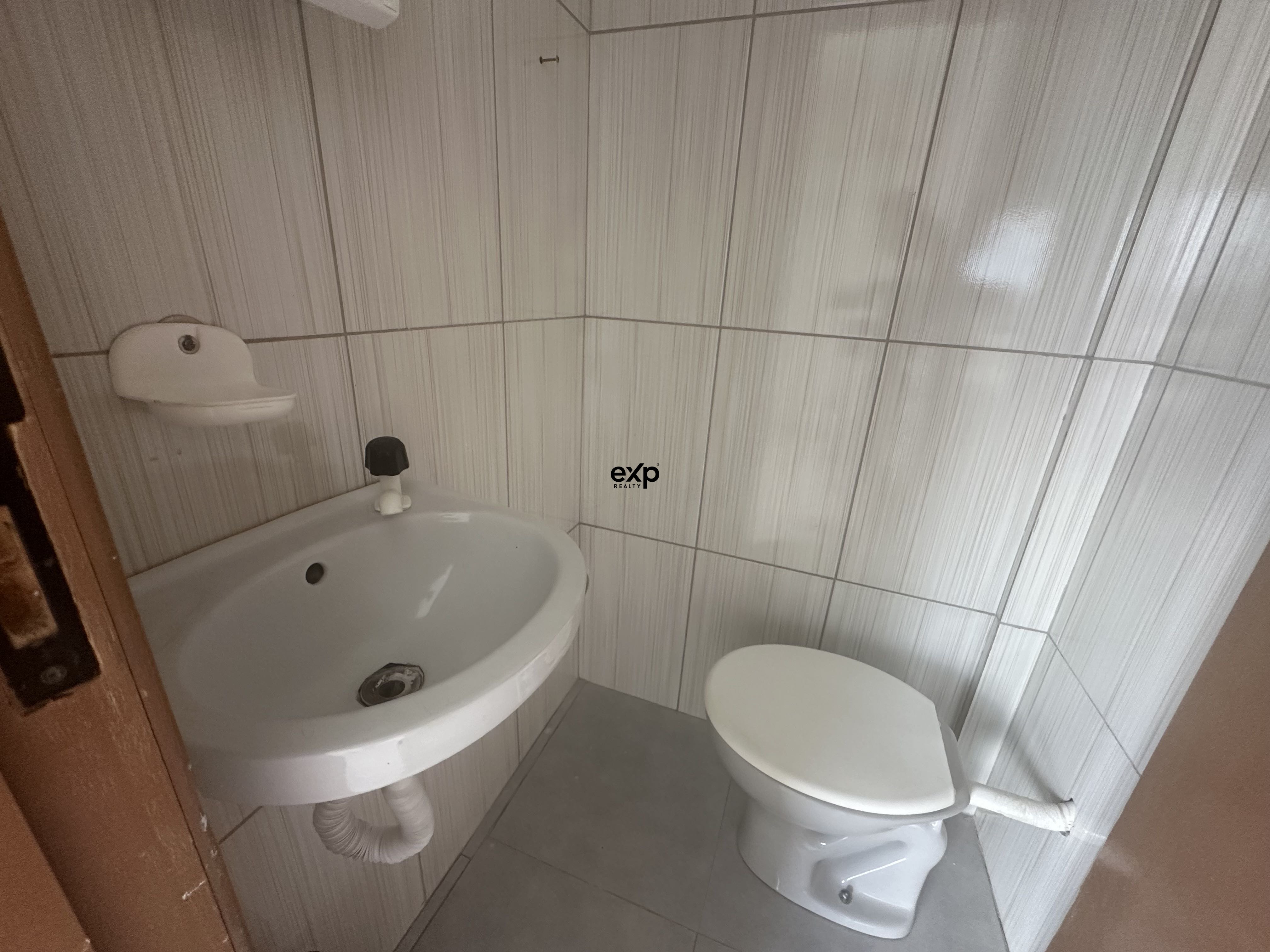 Salas/Conjuntos para alugar em Ponta Grossa, Siqueira Campos 2122 Uvaranas Ponta Grossa 84031-030, 40 m²