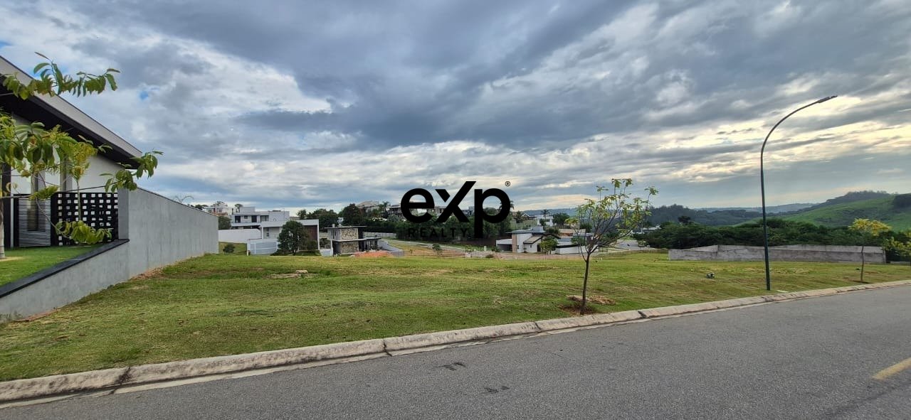 Flat land for sale in Arboretum Condominium, Vinhedo, SP R$700,000 2