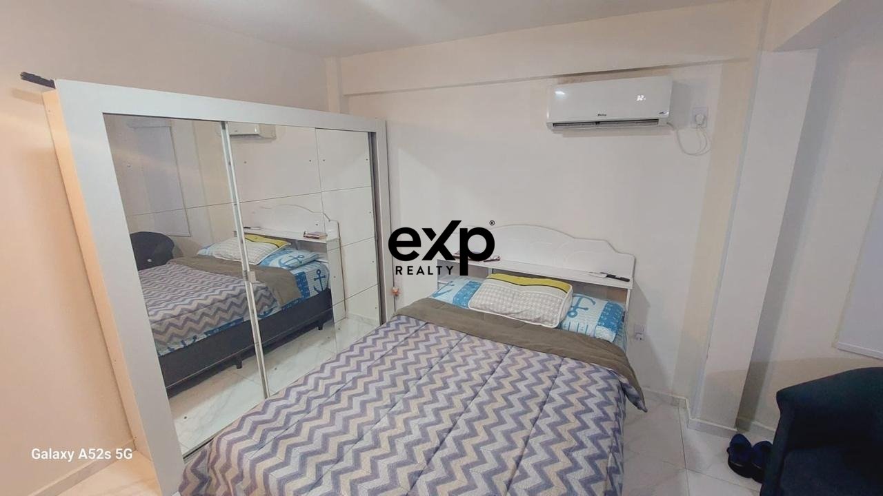 Apartamento à venda - Quadra mar, localização privilegiada próximo ao Hard Rock Cafe e apenas 3 minutos de caminhada da praia.