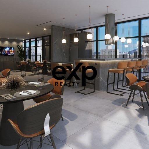 Apartamento com 04 suítes com 238m2 privativos á poucos passos do mar no centro em Itapema