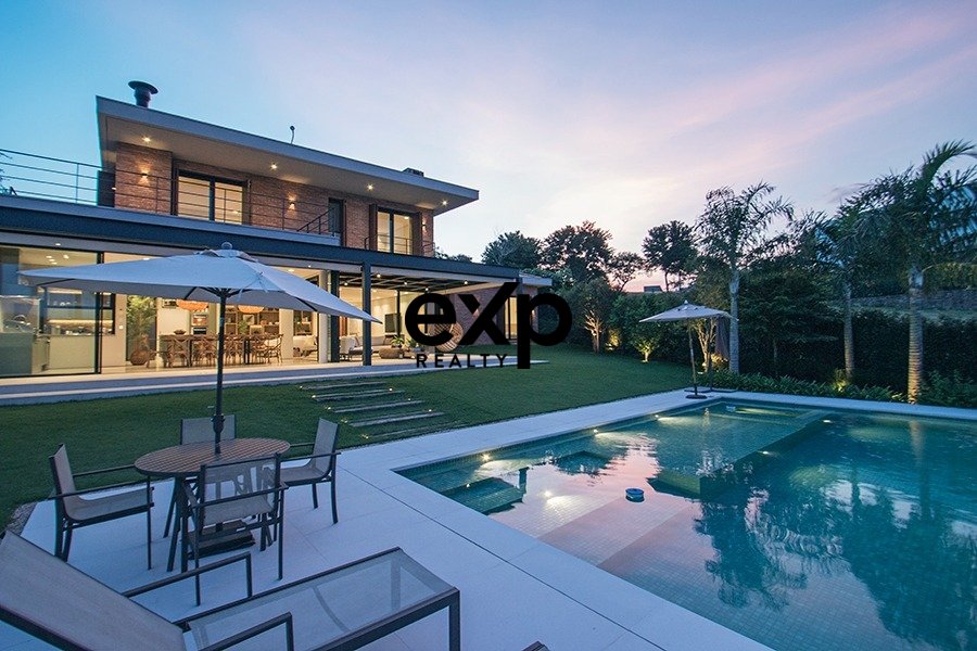Casa à venda, 4 suítes, 580 m2, no Loteamento Fazenda Dona Carolina, Itatiba/SP