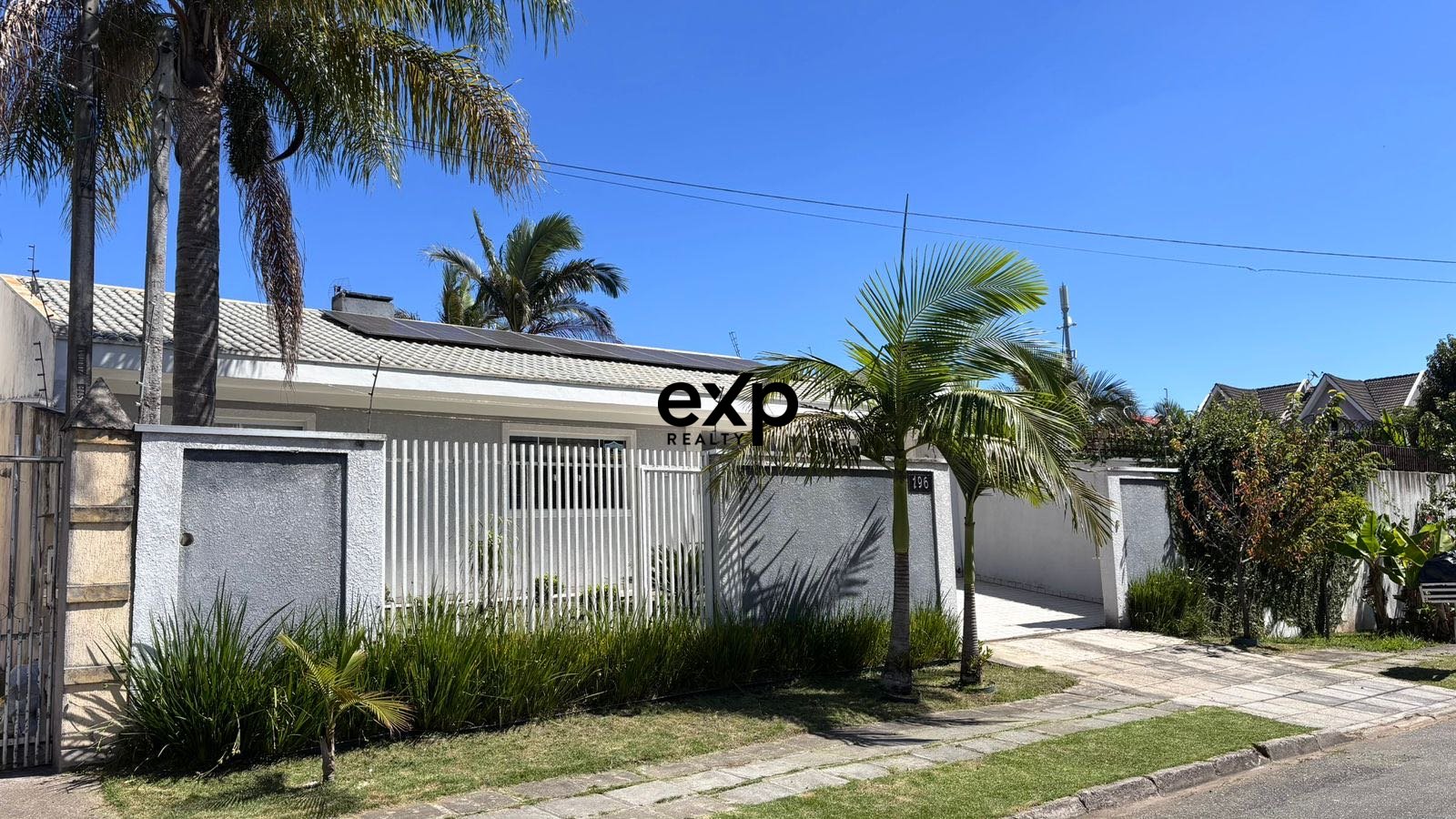 Casa à venda em Curitiba, Jovino Cavalheiro dos Santos 196 Atuba Curitiba 82630-305, 574 m²