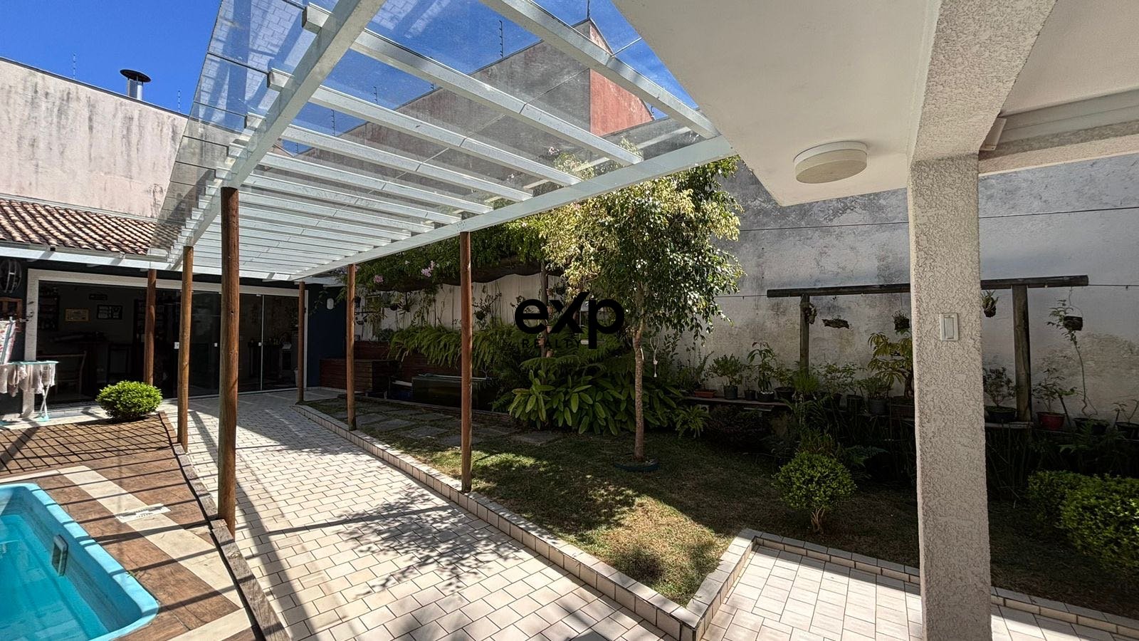 Casa à venda em Curitiba, Jovino Cavalheiro dos Santos 196 Atuba Curitiba 82630-305, 574 m²