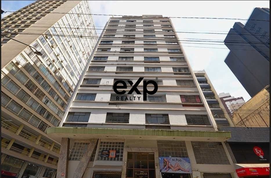 Apartamento em Curitiba, à venda no Centro de Curitiba - 3 dormitórios e 2 banheiros Um excelente apartamento pronto para morar, com localização p