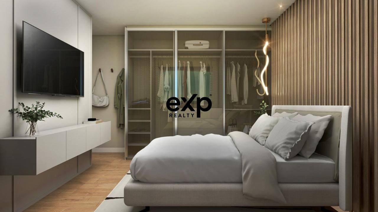 Apartamento com 03 quartos á poucos passos do mar em Balneário Piçarras/SC uma das cidades que está crescendo