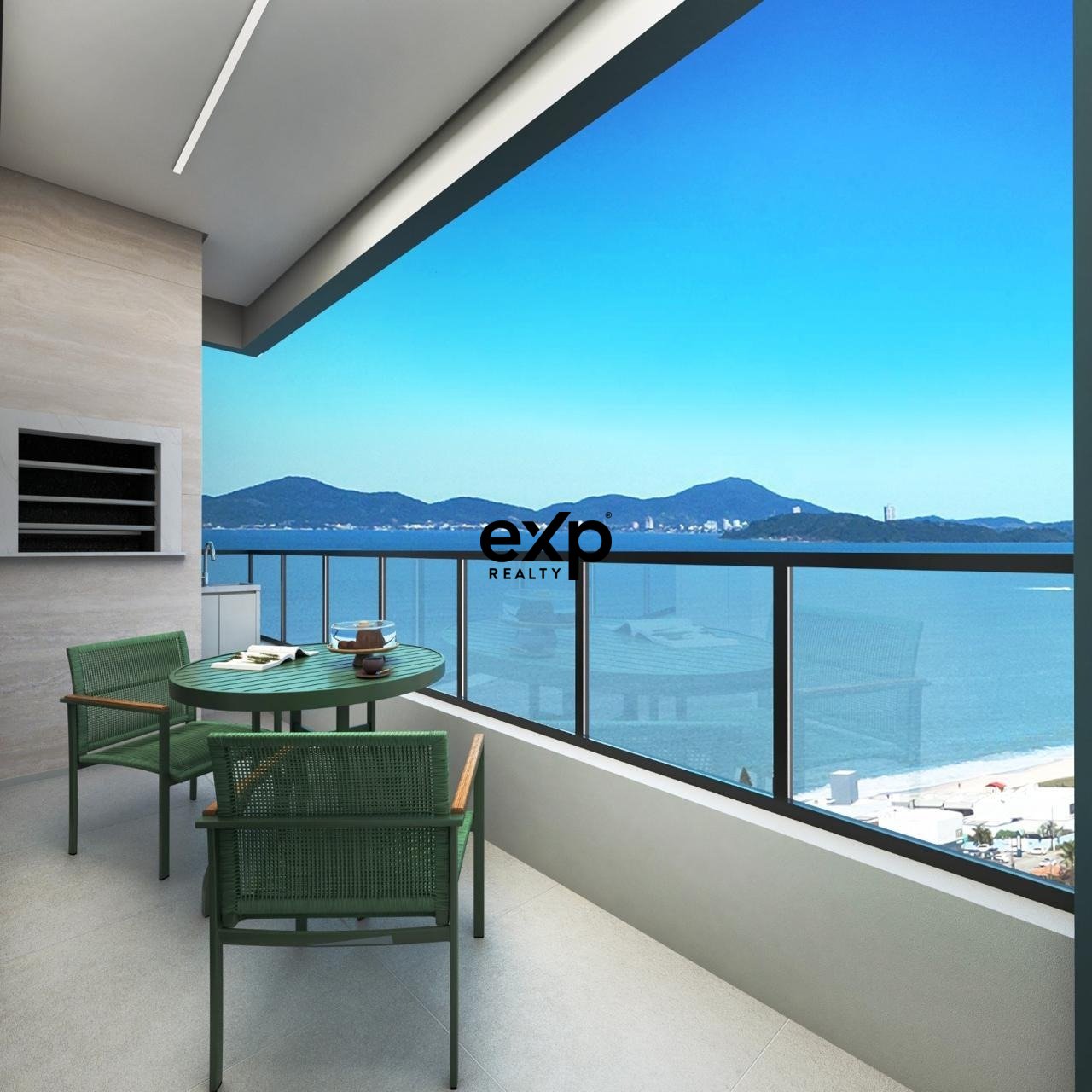 Apartamento com 03 quartos á poucos passos do mar em Balneário Piçarras/SC uma das cidades que está crescendo