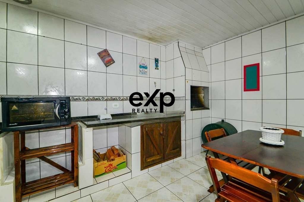 Sobrado à venda em Curitiba, Marquês de Abrantes 139 Bairro Alto Curitiba 82820-200, 245 m²