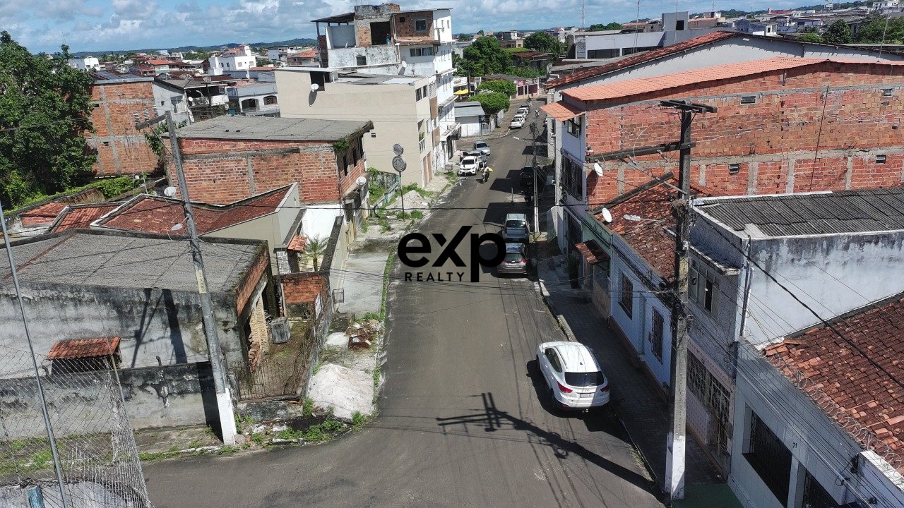 Terreno à venda no Centro de Valença BA