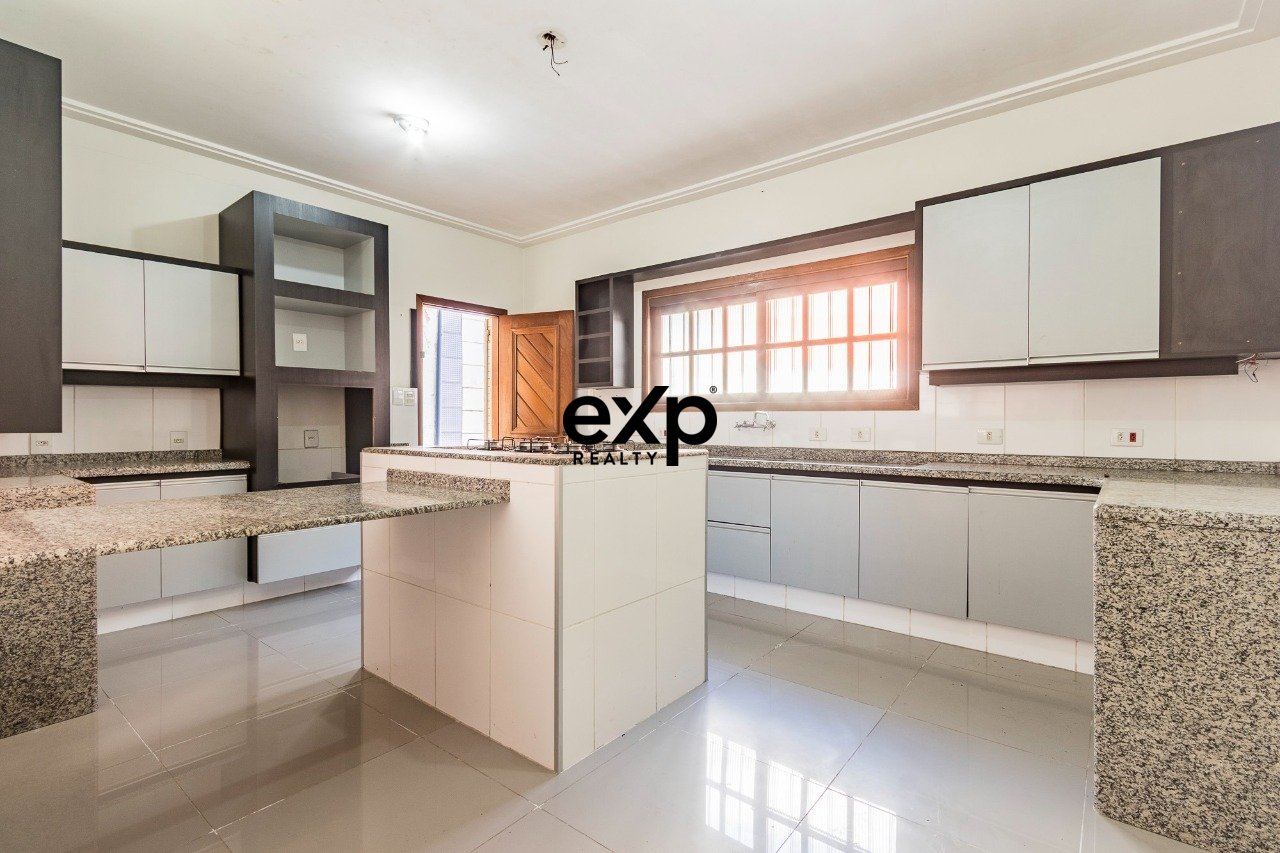Oportunidade Única no Jardim Planalto: 430m² com Potencial Residencial, Comercial e Airbnb