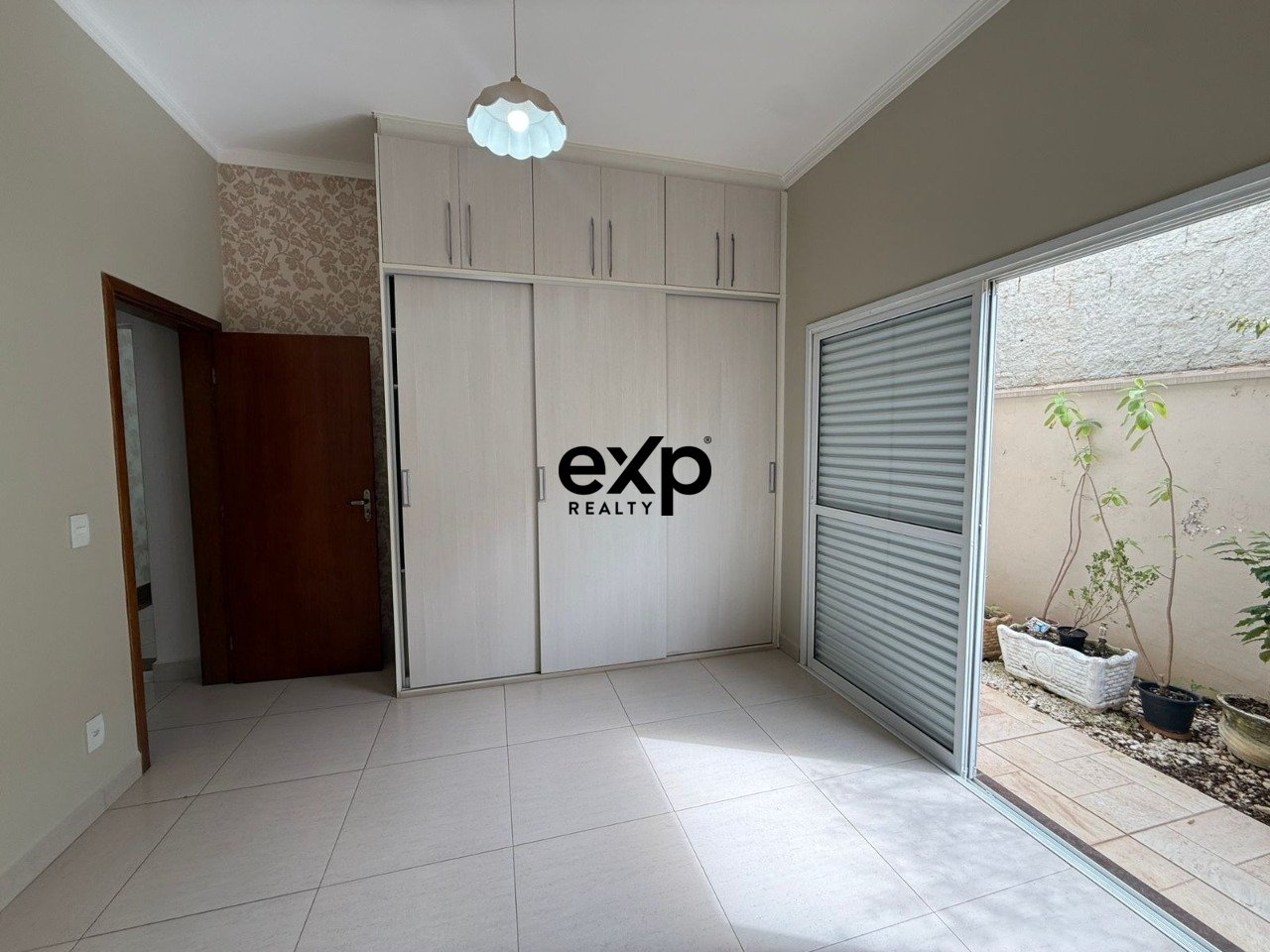 Casa à venda com 05 quartos no Villaggio Fiorentino em valinhos/SP
