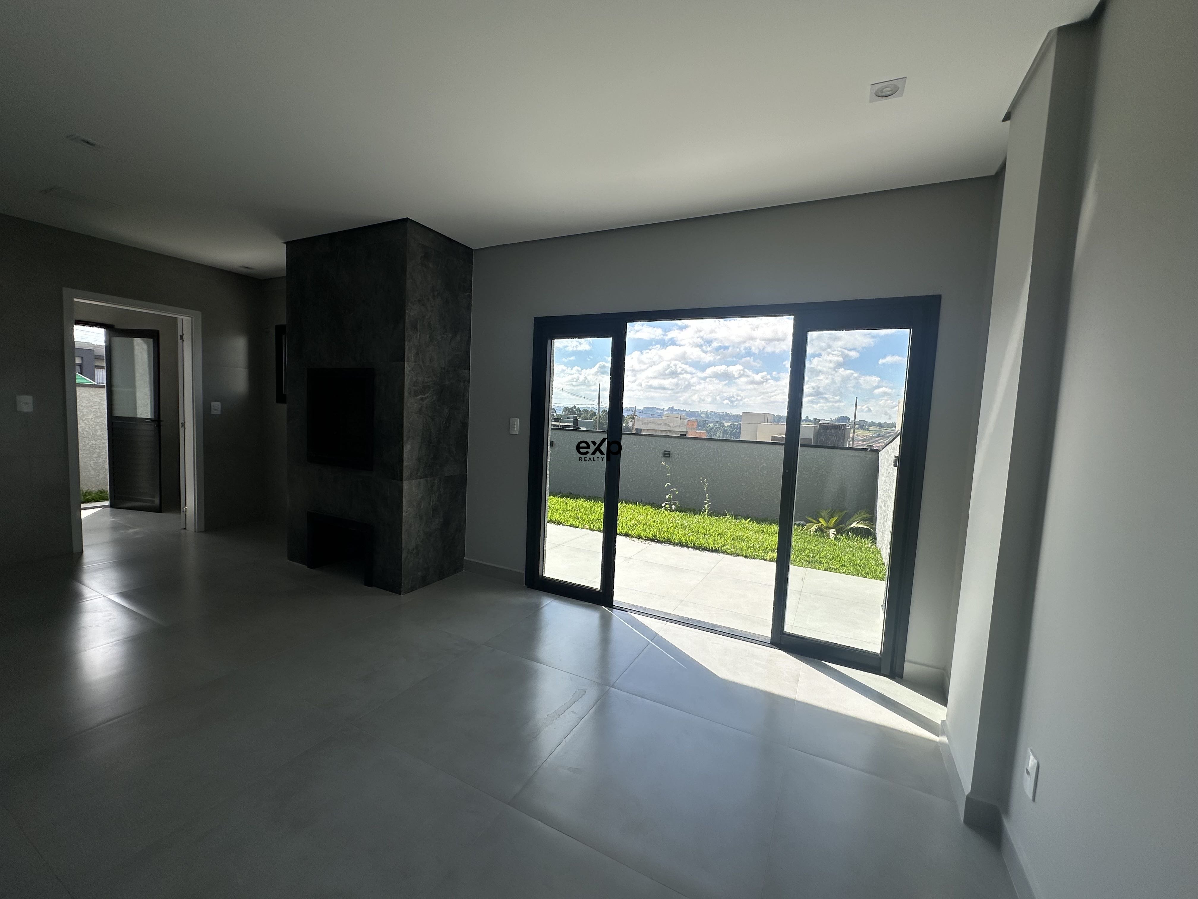 Casa à venda no Condomínio Reserva Ecoville - Ponta Grossa/PR | 3 suítes | 160 m²