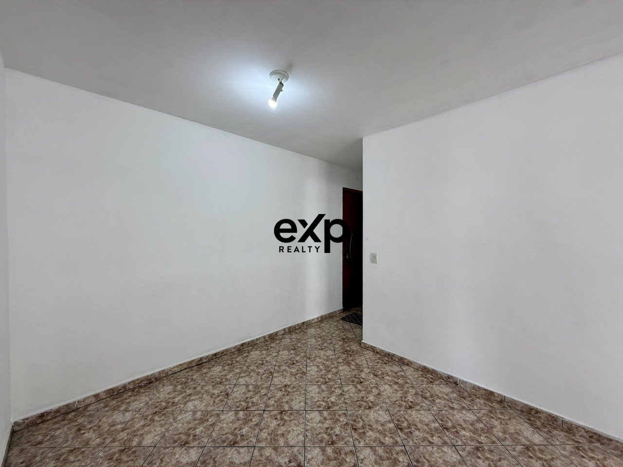 Aproveite seu Refúgio no Jardim das Flores! Ap 2 dorms, condomínio clube, 51m², Torre mais próxima à portaria