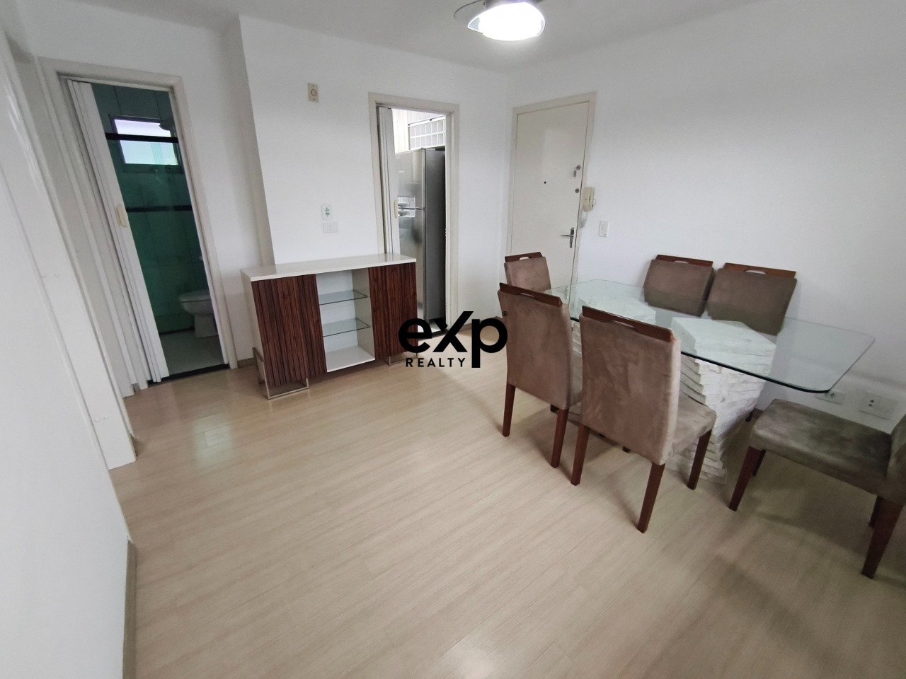 Apartamento com 2 quartos no Uberaba na Av das Torres, proximo ao Mini Preço
