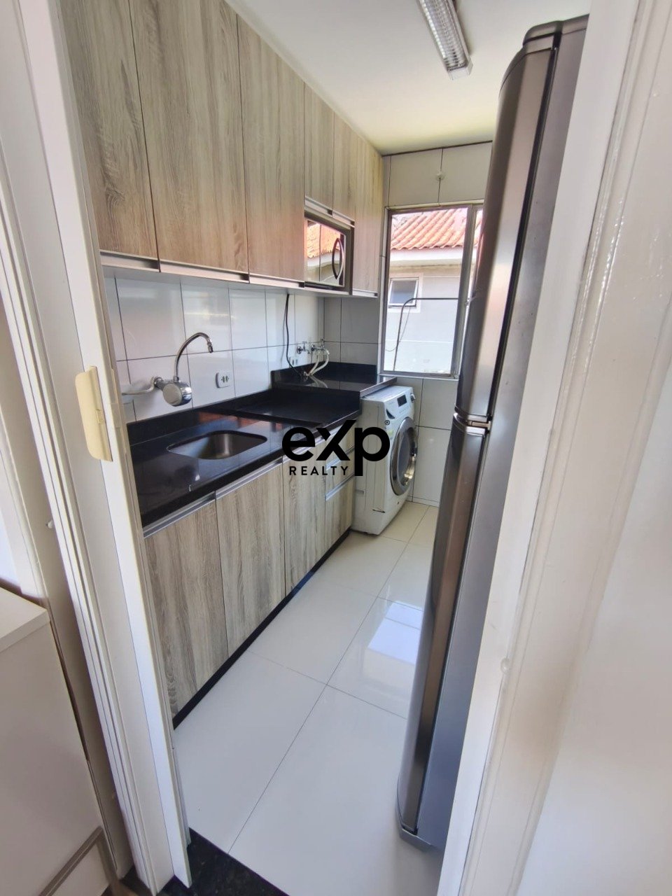 Apartamento com 2 quartos no Uberaba na Av das Torres, proximo ao Mini Preço