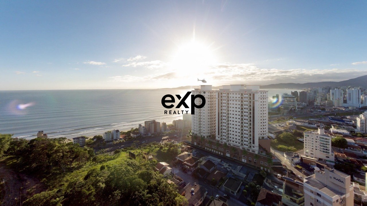 Seu home club em Itapema á poucos metros do mar em Itapema/SC