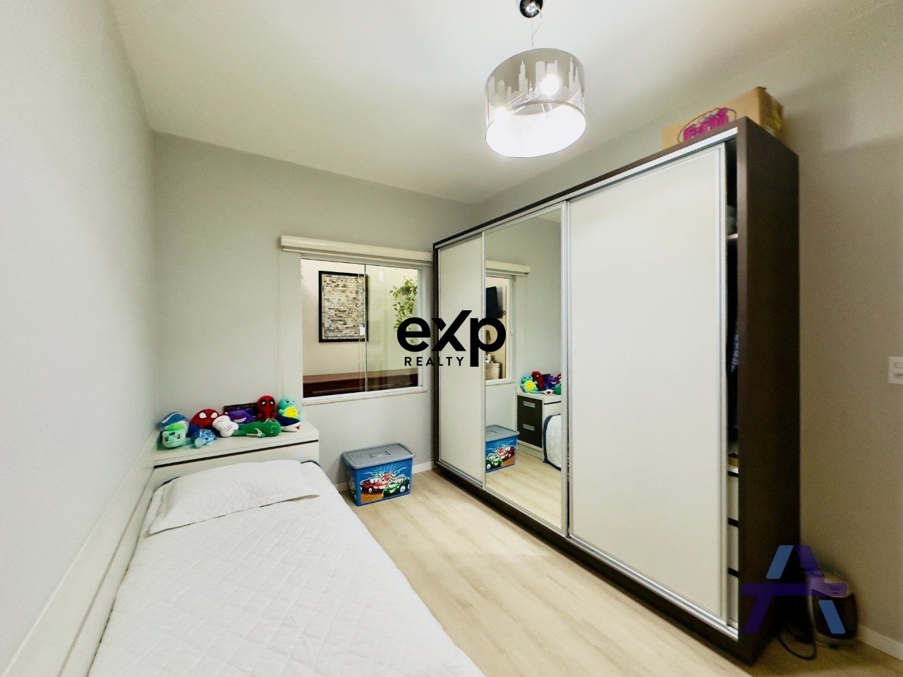 Casa na Velha Central com 4 dormitorios em Blumenau