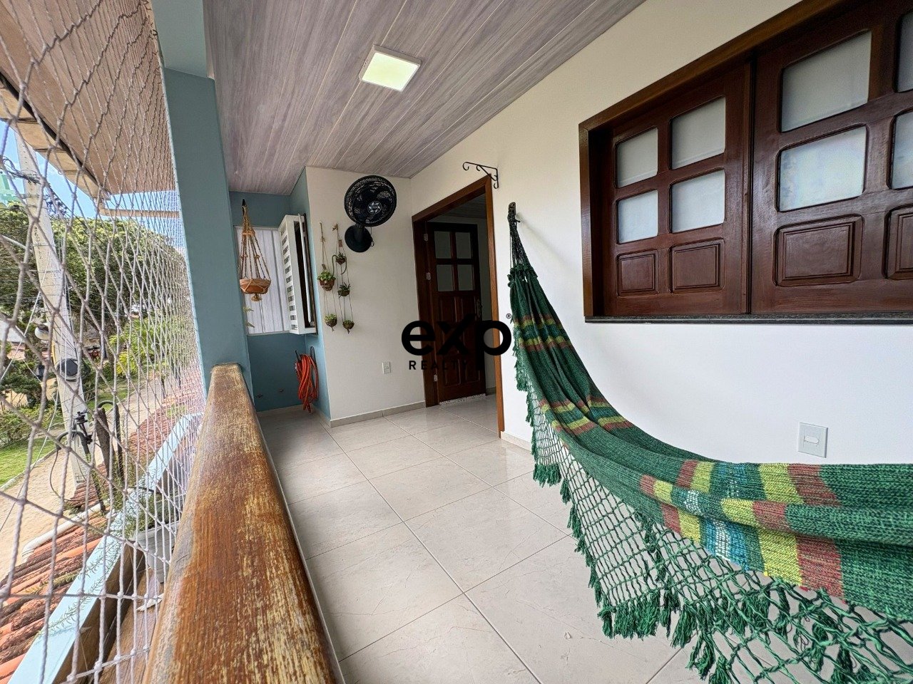 Casa para morar 2/4 , varanda próximo a praia - Gamboa do Morro