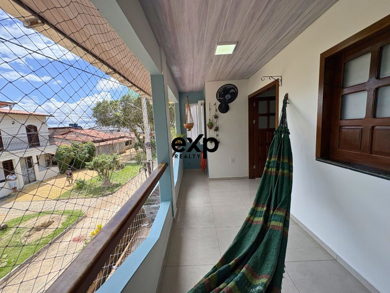 Casa para morar 2/4 , varanda próximo a praia - Gamboa do Morro
