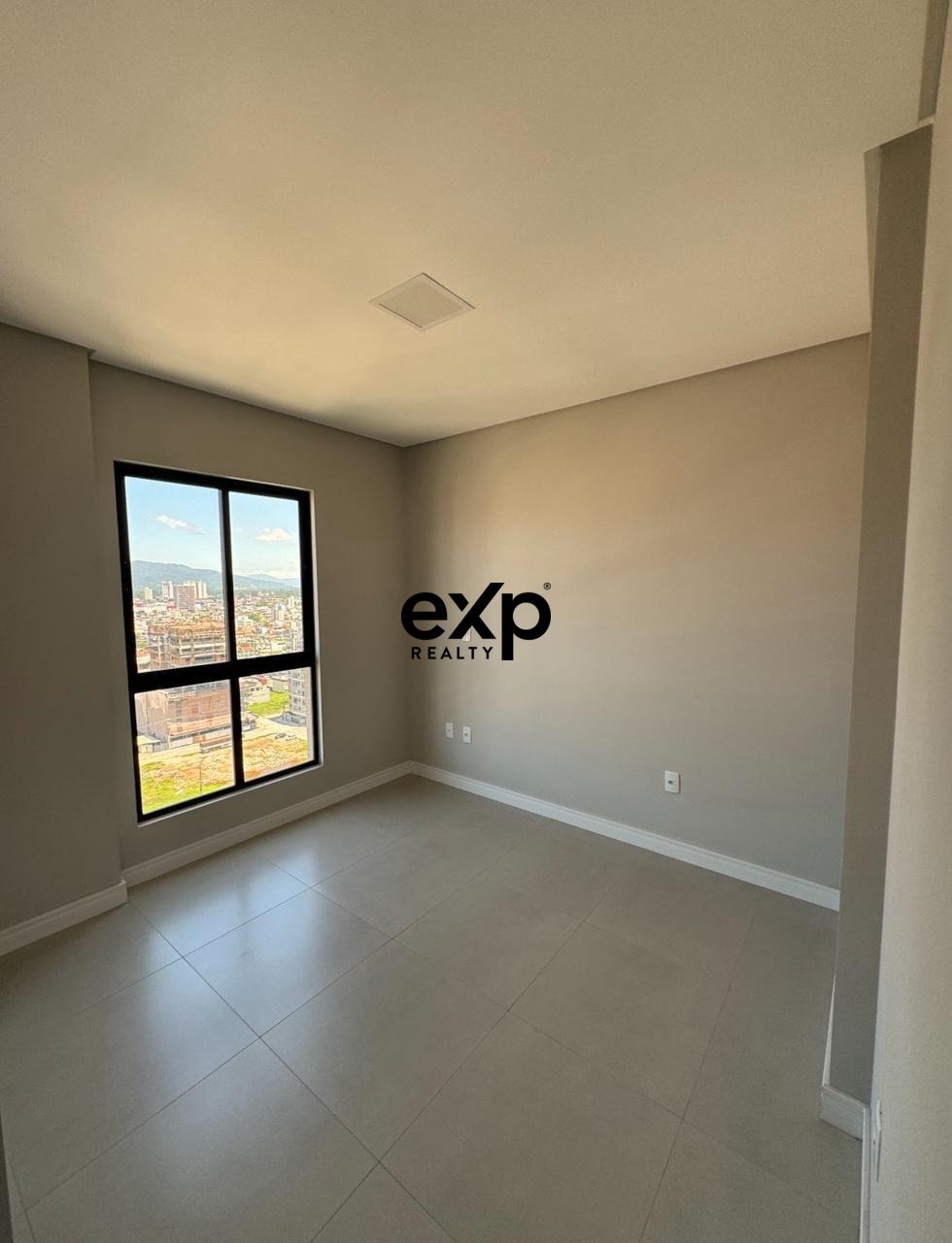 Apartamento pronto para morar em Itapema com condições de planta
