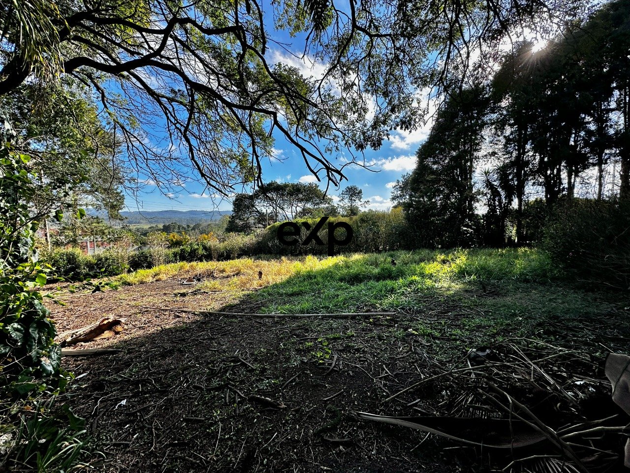 Amplo terreno de 5.120 m², com poço artesiano, à 500m da Rod Bunjiro Nakao