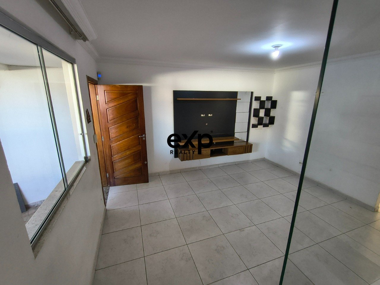 Casa 2 quartos, 2 suites, 2 vagas, no Xangri-lá