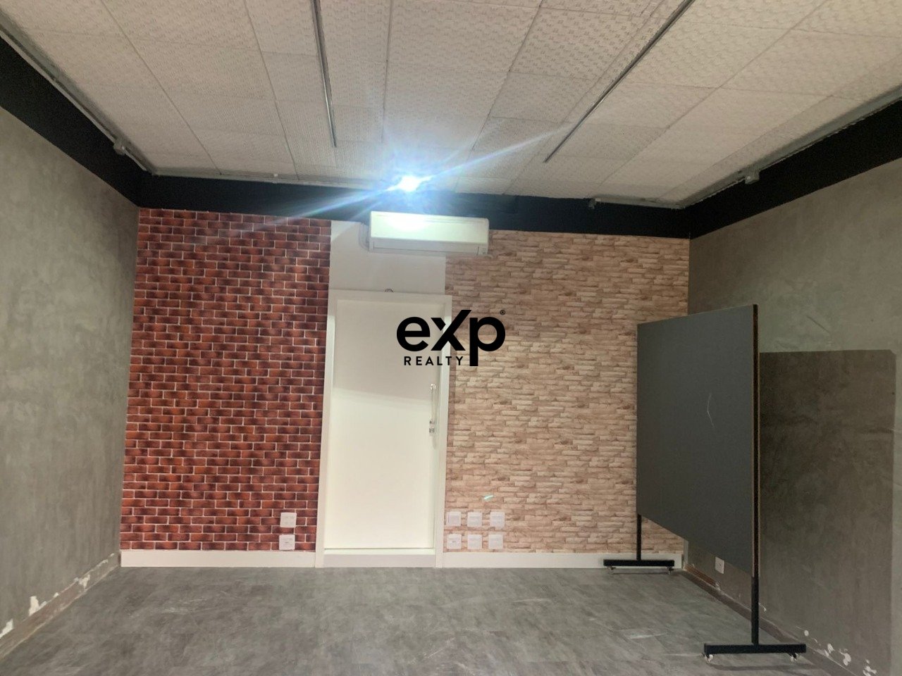 Sala comercial a venda