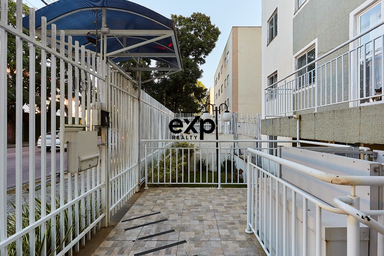 APARTAMENTO TÉRREO À VENDA NO CAPÃO RASO