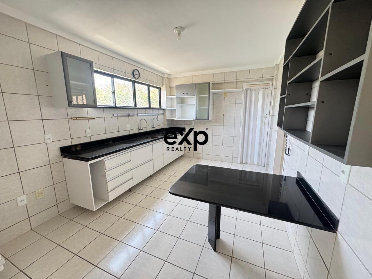 Apartamento à venda em Natal, Doutor Poty Nóbrega 333 Lagoa Nova Natal 59056-180, 160 m²