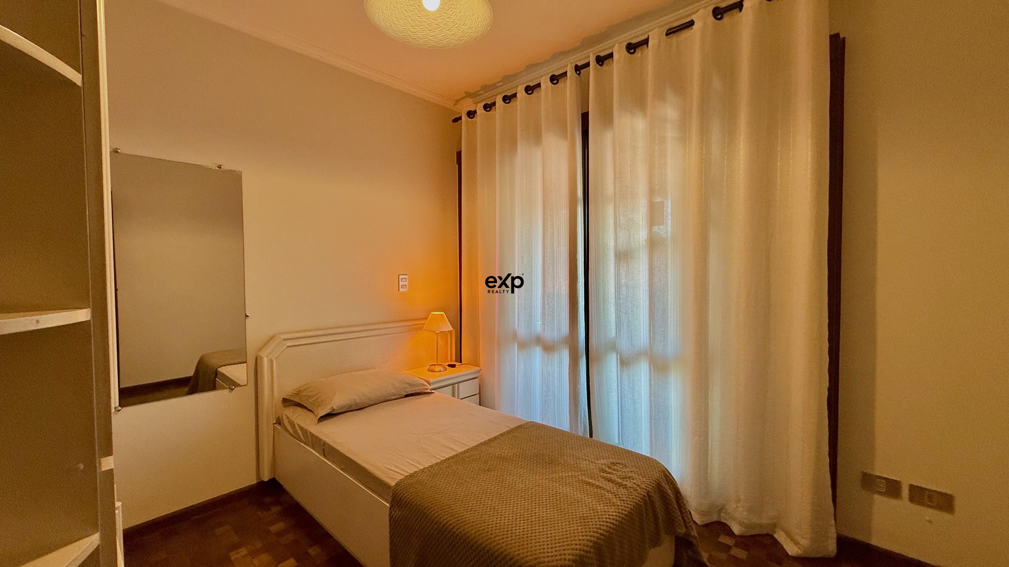 Townhouse for sale in Curitiba, Rua Padre Júlio Saavedra 699 Uberaba Curitiba 81570-180, 408 m²