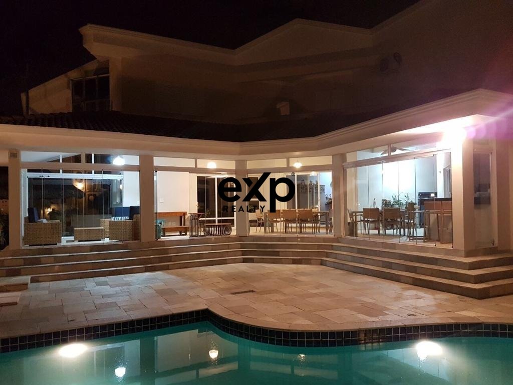 Casa em condomínio no Alphaville Campinas