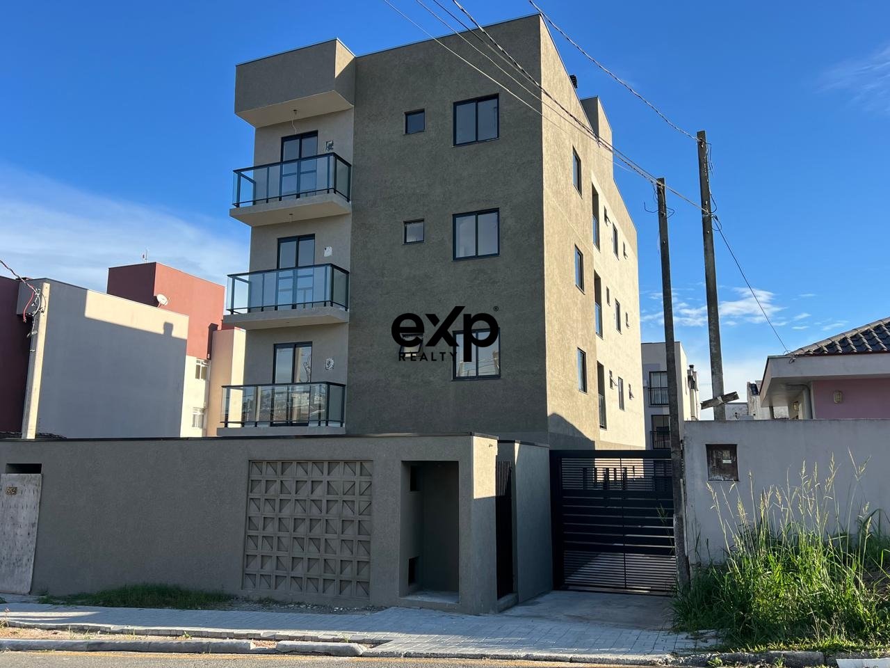 Apartamento novo 03 quartos com suíte proximo ao centro Sao Jose dos Pinhais