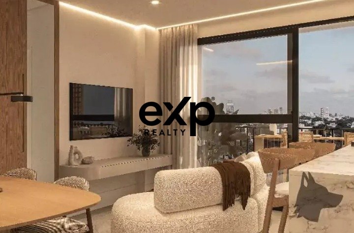Apartamento Encantador no Coração do Ahú - Conforto e ElegânciaSe você busca o equilíbrio perfeito entre a tranquilidade de um bairro residencial e a