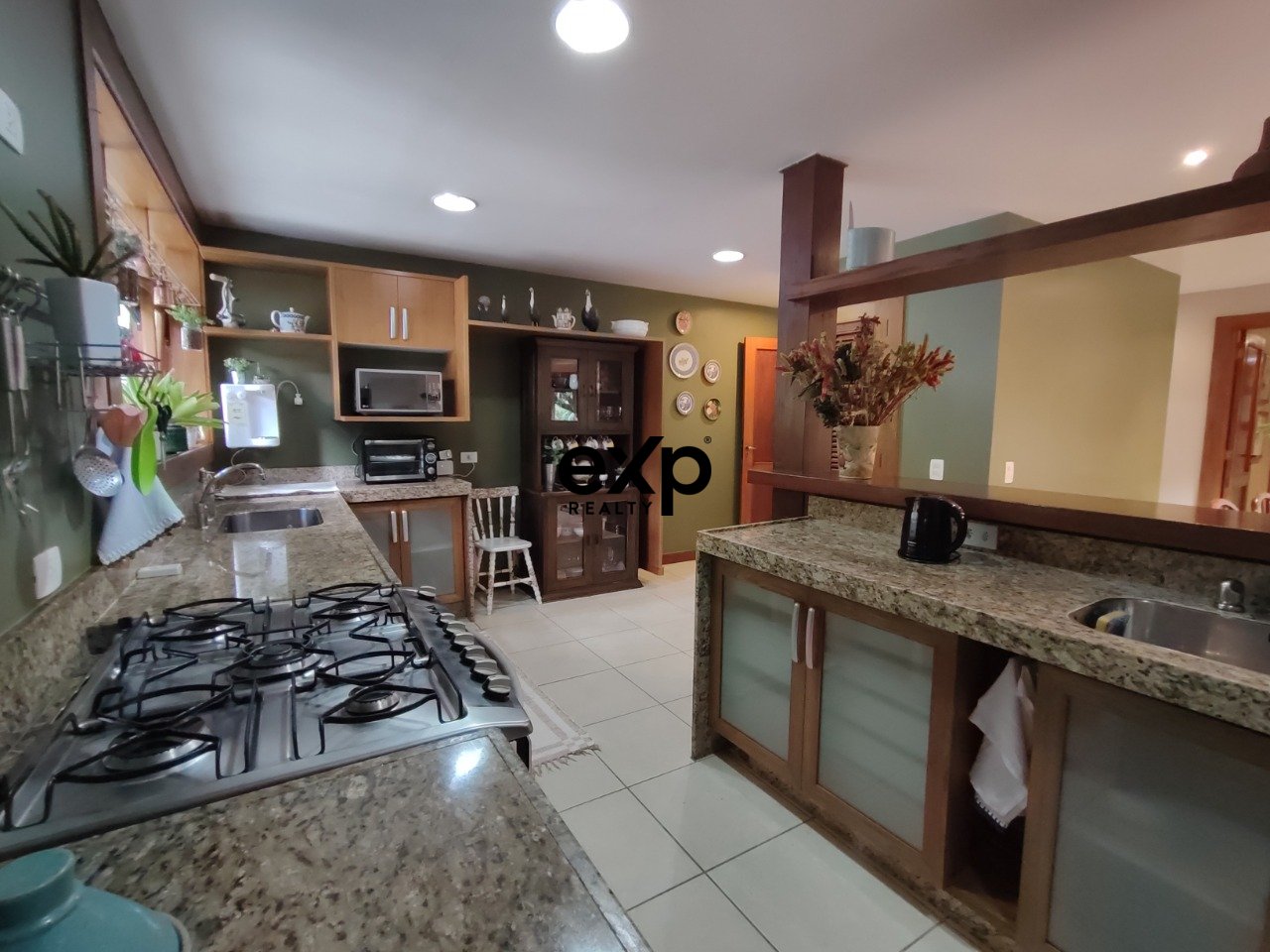 Casa em Condomínio à venda em Petrópolis, Rua A 4 Secretário Petrópolis 25755-000, 4700 m²