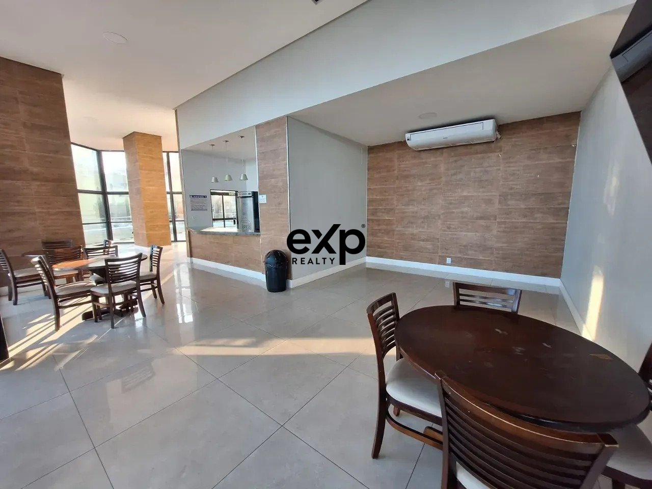 Property for sale with 220 square meters with 3 bedrooms in Itaparica Beach - Vila Velha - ES 2