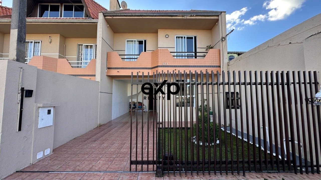 Sobrado à venda em Curitiba, Diniz Joaquim Geremias 72 Uberaba Curitiba 81570-470, 112 m²