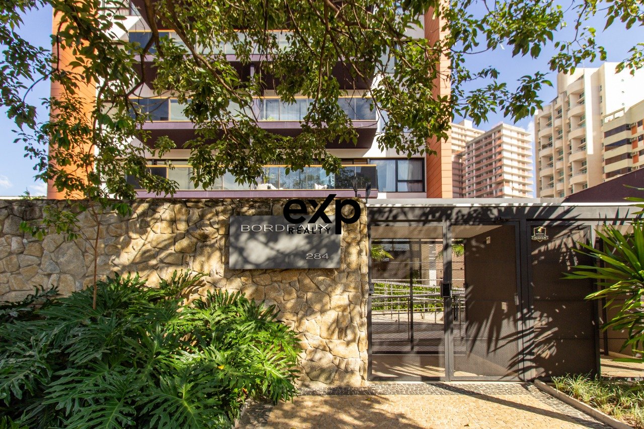 Apartamento à venda em Campinas, dos Bandeirantes 284 Cambuí Campinas 13024-010, 249 m²