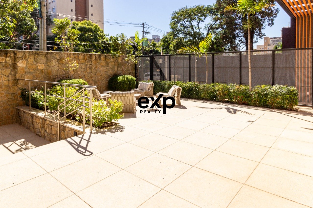 Apartamento à venda em Campinas, dos Bandeirantes 284 Cambuí Campinas 13024-010, 249 m²